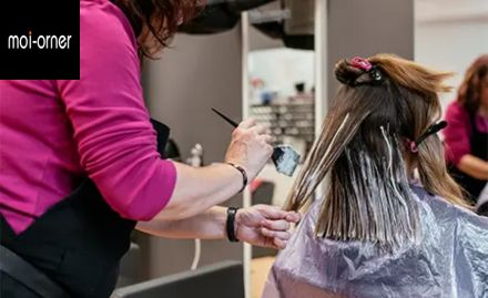 Moi-Orner Salon